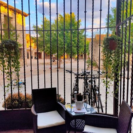Hotel Rural Luna Llena Torremocha de Jarama Dış mekan fotoğraf