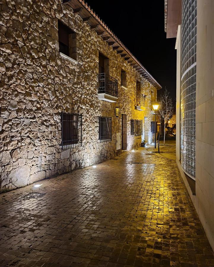 Hotel Rural Luna Llena Torremocha de Jarama Dış mekan fotoğraf