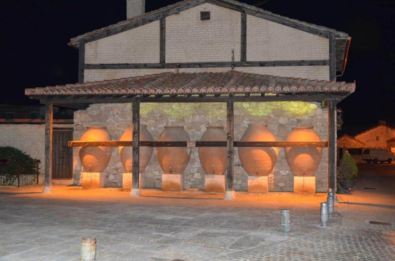Hotel Rural Luna Llena Torremocha de Jarama Dış mekan fotoğraf